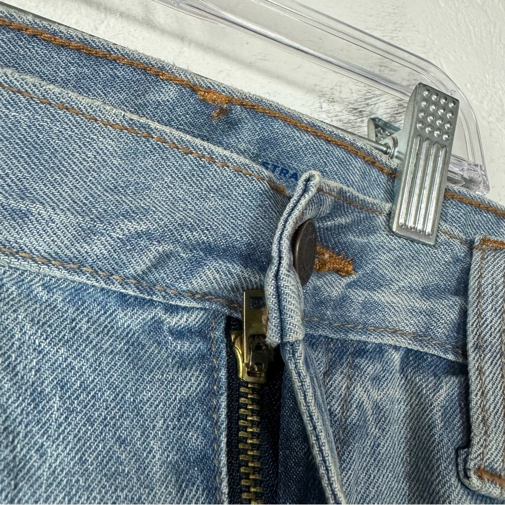 Old Navy Jeans Denim Wow Straight Non Stretch Light Wash Blue Solid‎ 90s Fit - Picture 4 of 9